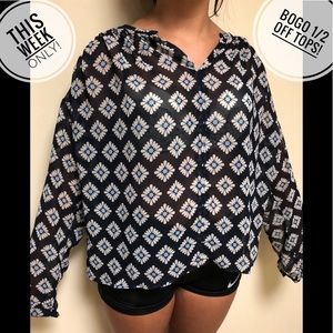 ANN TAYLOR LOFT PETITES RETRO DAISY TOP S/M Petite